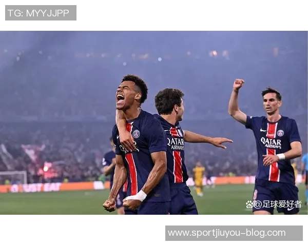 法国队医质疑巴黎队医双标行为登贝莱与杜埃处理不公引发争议